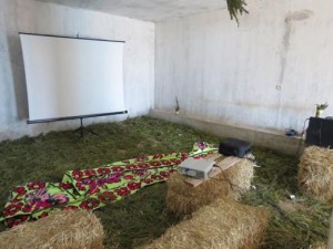 Un poulailler transformé en cinéclub